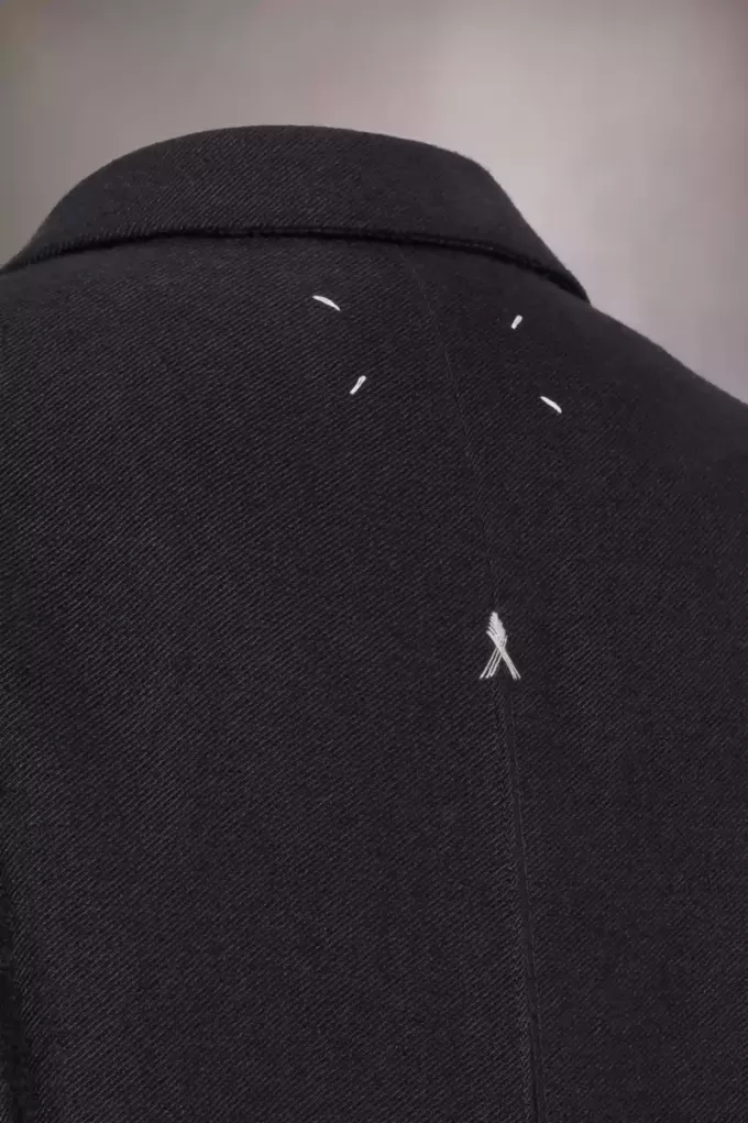 Abrigo largo tejido de Maison Margiela Abrigo largo tejido de Maison Margiela