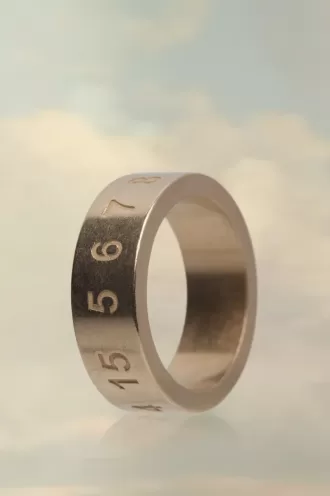 Anillo numérico de Maison Margiela