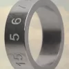 Anillo numérico de Maison Margiela Anillo numérico de Maison Margiela