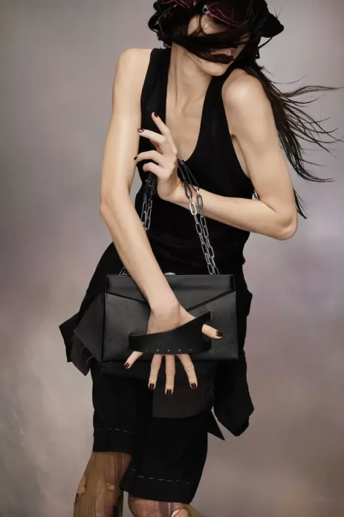 Bolso de mano mediano con bandolera Snatched Bolso de mano mediano con bandolera Snatched