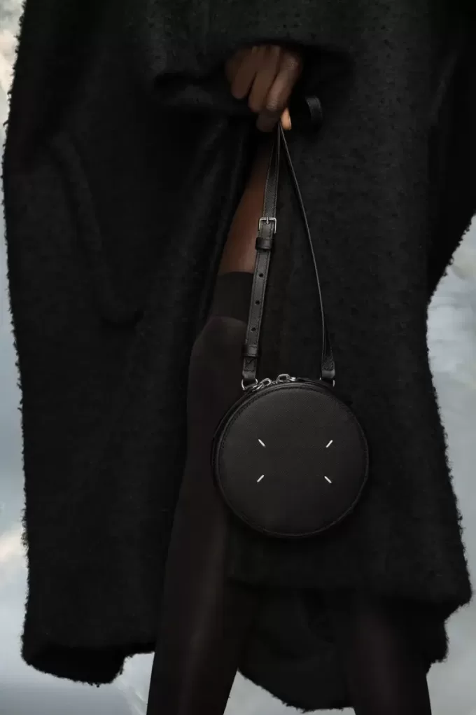 Bolso redondo mini de Maison Margiela Bolso redondo mini de Maison Margiela