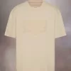 Camiseta con logotipo bordado Camiseta con logotipo bordado