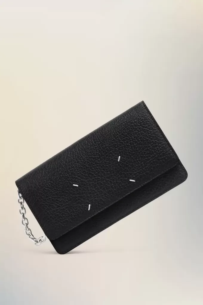 Cartera con cadena de cuatro puntadas Cartera con cadena de cuatro puntadas