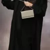 Cartera con cadena de cuatro puntadas Cartera con cadena de cuatro puntadas