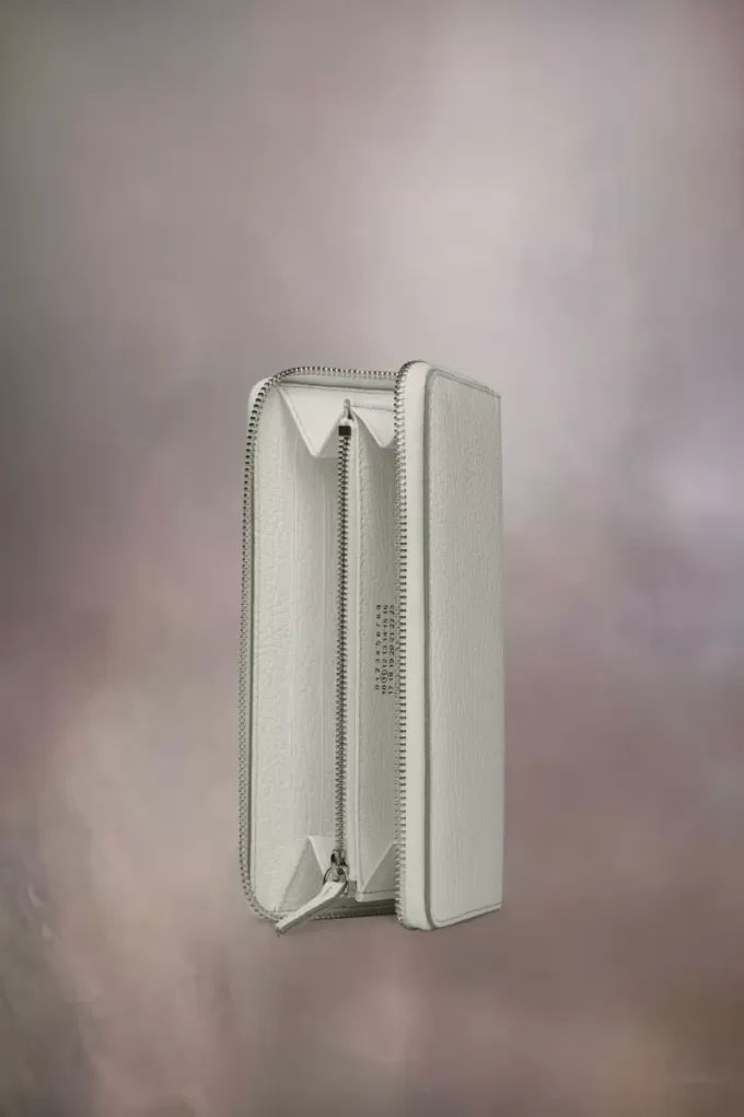 Cartera con cremallera de cuatro puntadas Cartera con cremallera de cuatro puntadas