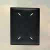 Cartera de cuero plegable en acordeón Cartera de cuero plegable en acordeón