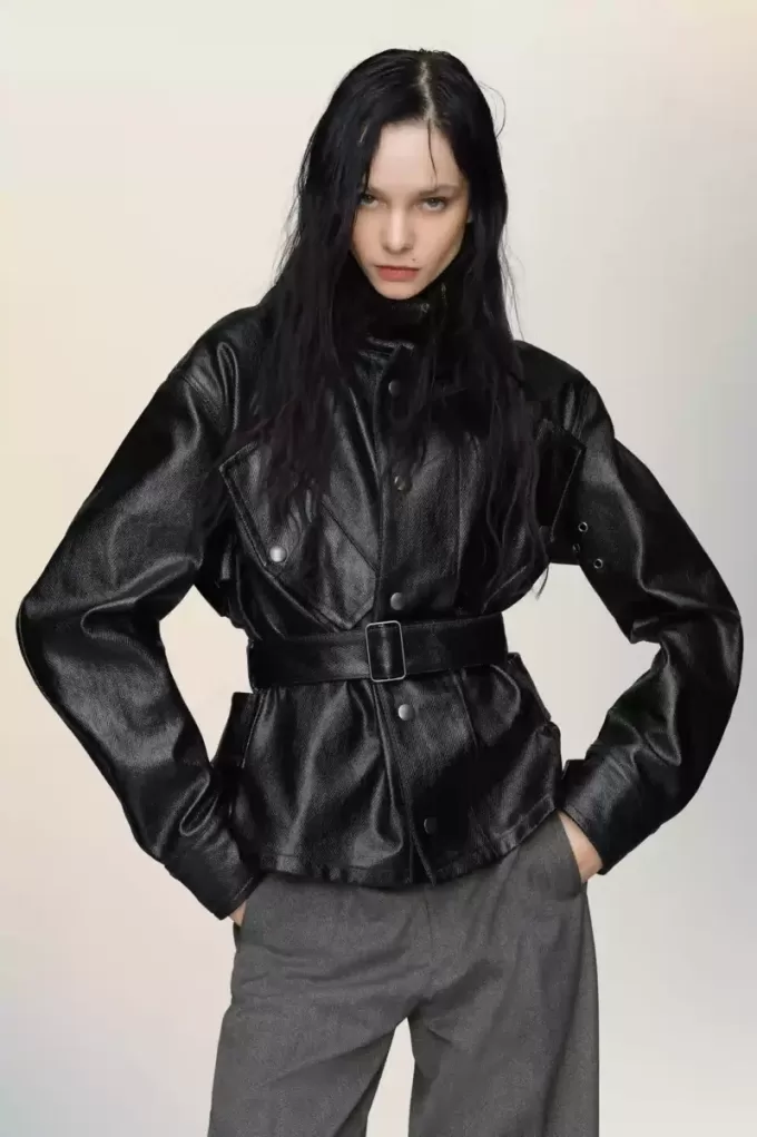 Chaqueta con cinturón de Maison Margiela Chaqueta con cinturón de Maison Margiela