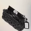 Clutch pequeño con bordado Glam Slam Clutch pequeño con bordado Glam Slam