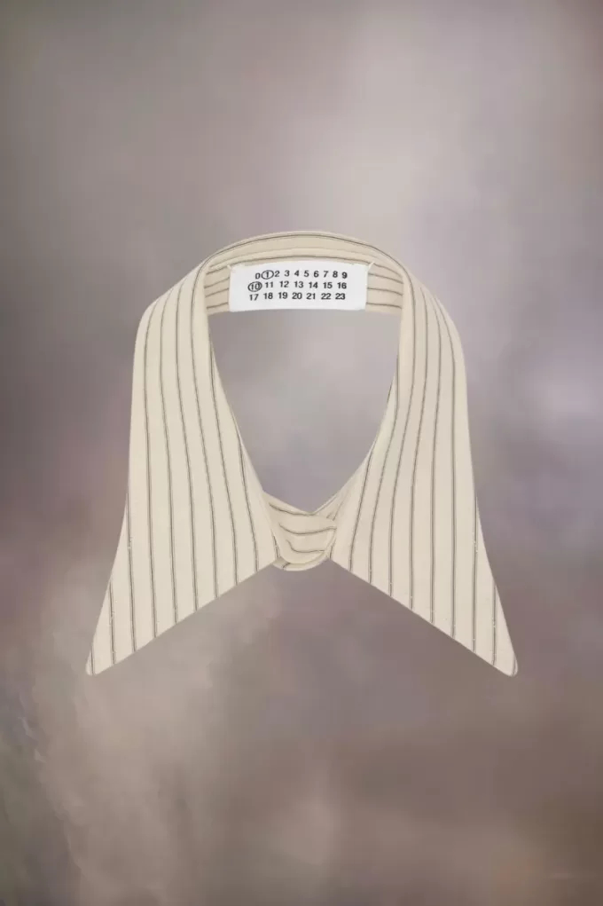 Cuello a rayas de Maison Margiela Cuello a rayas de Maison Margiela