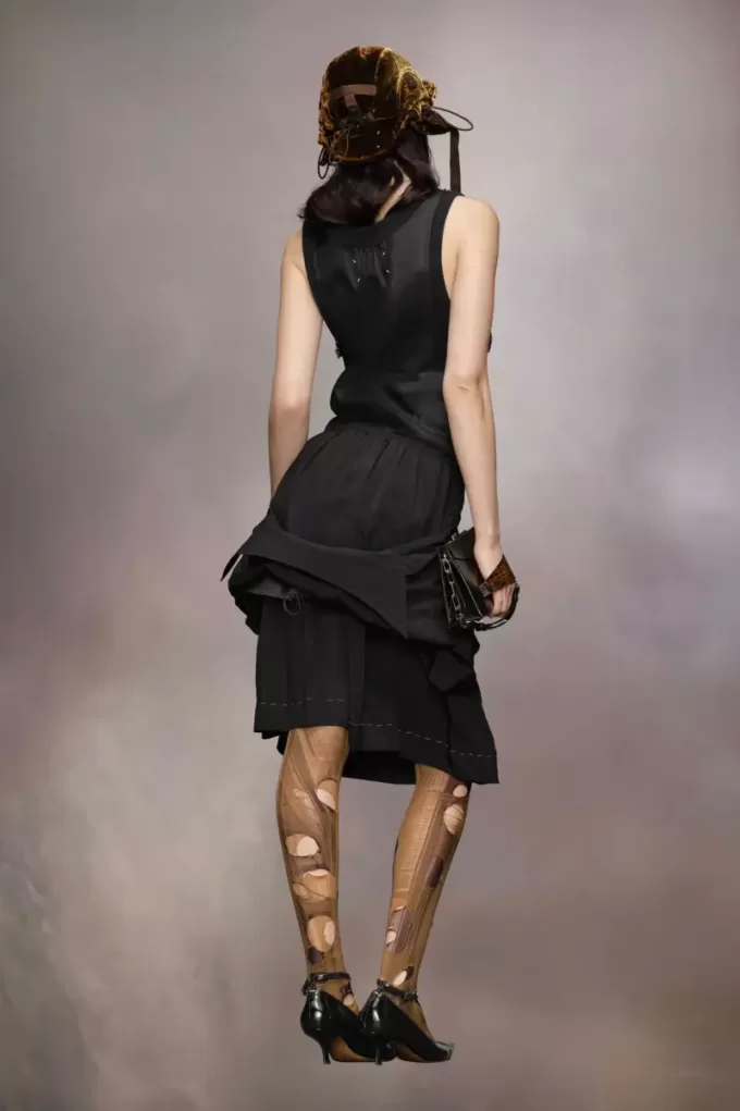El anonimato del vestido de forro El anonimato del vestido de forro