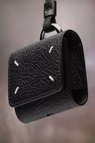 Estuche para AirPods con cuatro puntadas Estuche para AirPods con cuatro puntadas