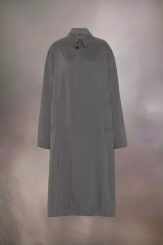 Gabardina color melocotón de Maison Margiela