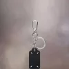 Llavero de cuatro puntadas