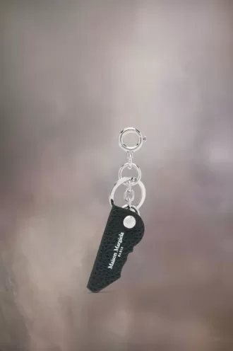 Llavero de cuero con logotipo