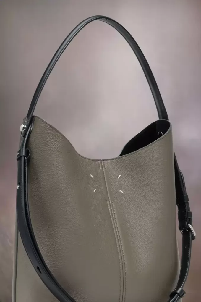 Maison Margiela Dress-Edad Hobo Maison Margiela Dress-Edad Hobo