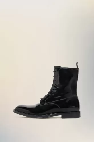Me encantaron las botas con cordones