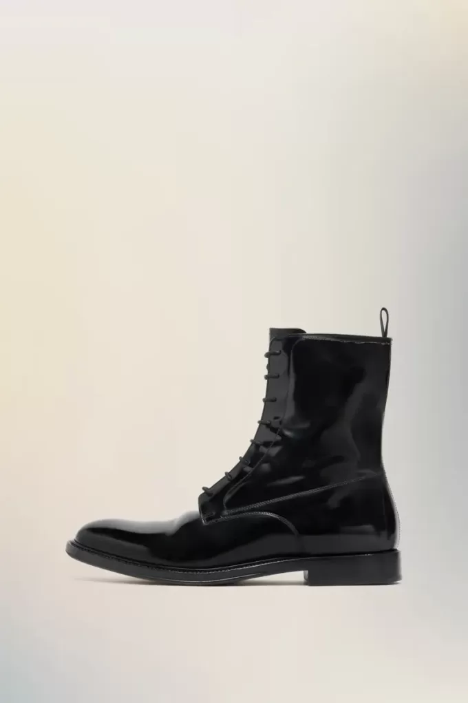 Me encantaron las botas con cordones Me encantaron las botas con cordones