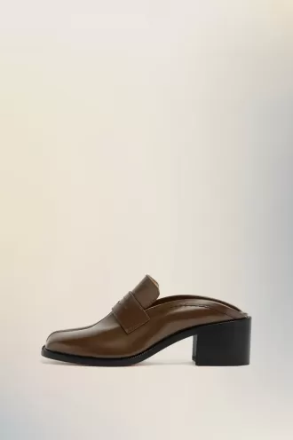 Mocasín tipo mule Tabi City