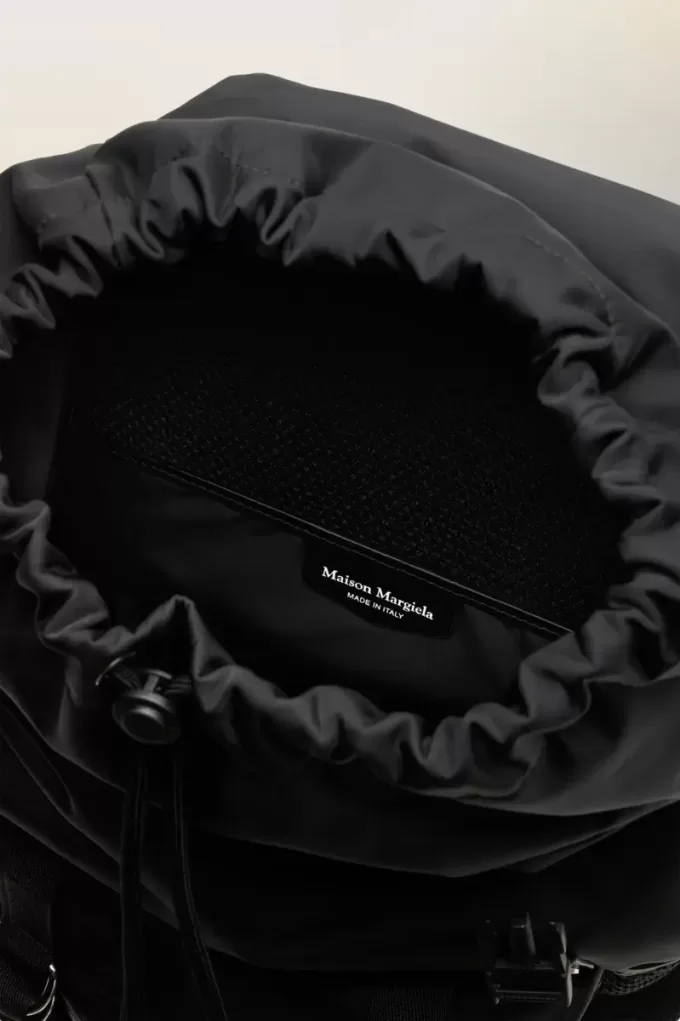 Mochila mediana de alta tecnología Mochila mediana de alta tecnología