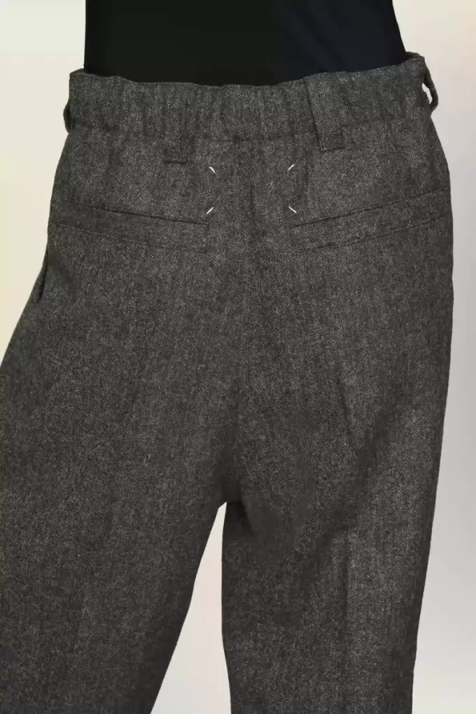 Pantalones anchos de lana Pantalones anchos de lana