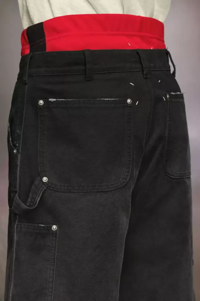 Pantalones cortos vaqueros con tachuelas de Maison Margiela Pantalones cortos vaqueros con tachuelas de Maison Margiela