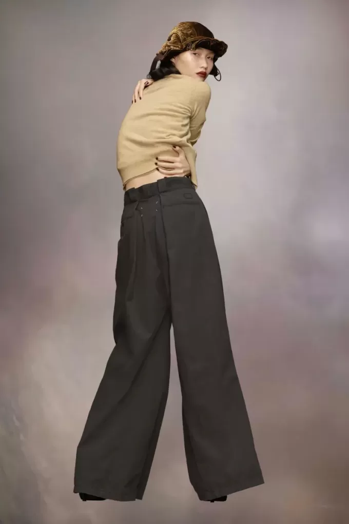 Pantalones plisados de Maison Margiela Pantalones plisados de Maison Margiela