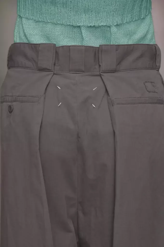 Pantalones plisados de Maison Margiela Pantalones plisados de Maison Margiela