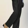 Pantalones rectos de lana afieltrada