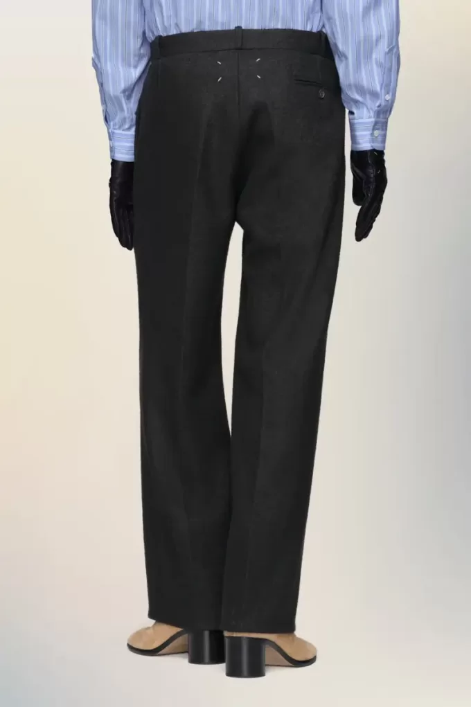 Pantalones rectos de lana afieltrada