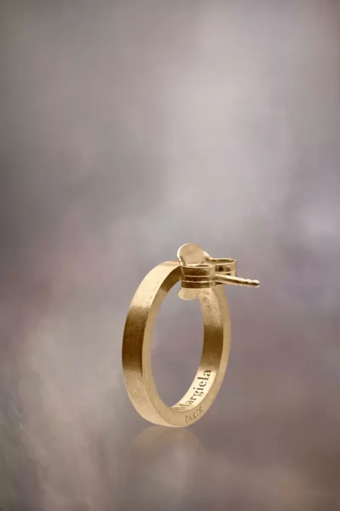 Pendiente con el logotipo de Maison Margiela Pendiente con el logotipo de Maison Margiela