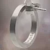 Pendiente con el logotipo de Maison Margiela Pendiente con el logotipo de Maison Margiela