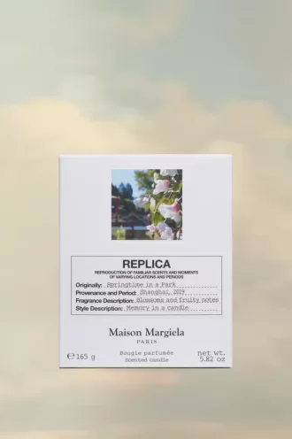 Réplica de la vela Primavera en un parque