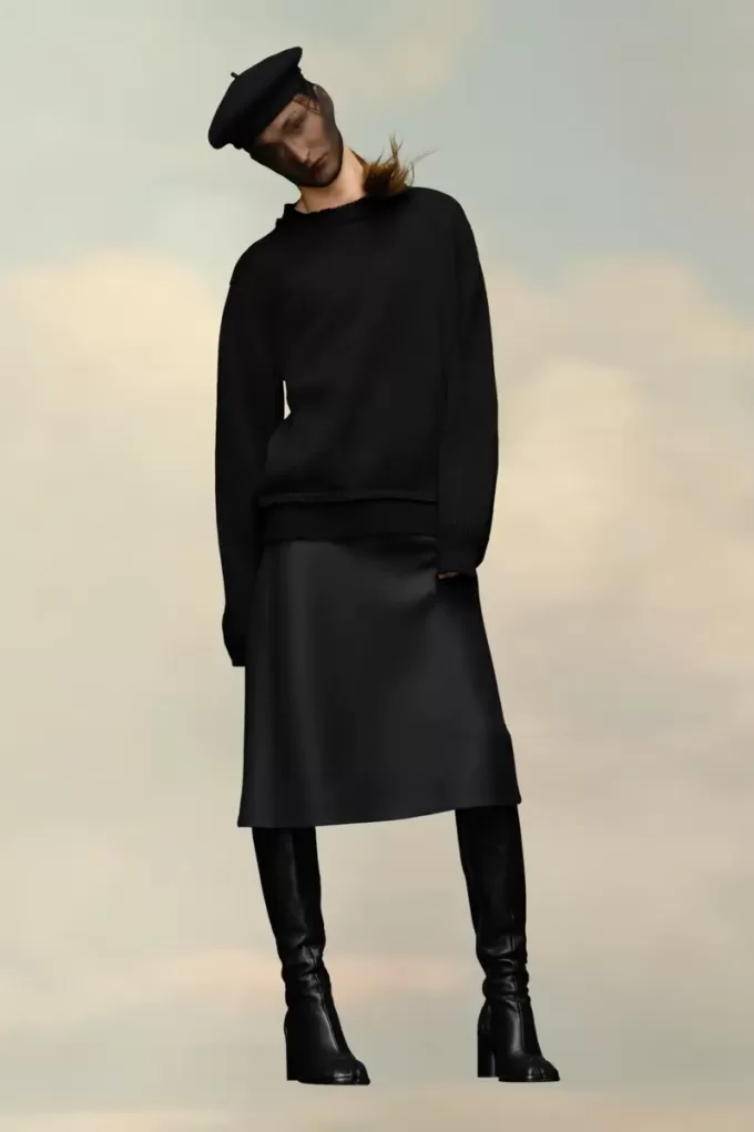 Suéter con coderas de Maison Margiela Suéter con coderas de Maison Margiela