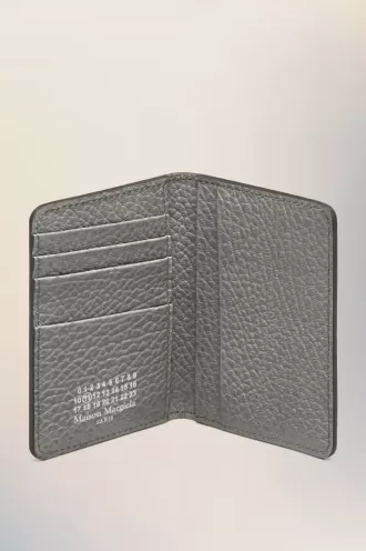Tarjetero de cuatro puntadas