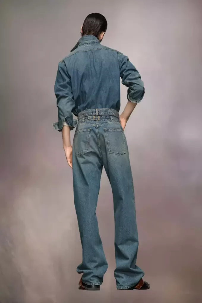 Vaqueros con dobladillo vuelto de Maison Margiela Vaqueros con dobladillo vuelto de Maison Margiela