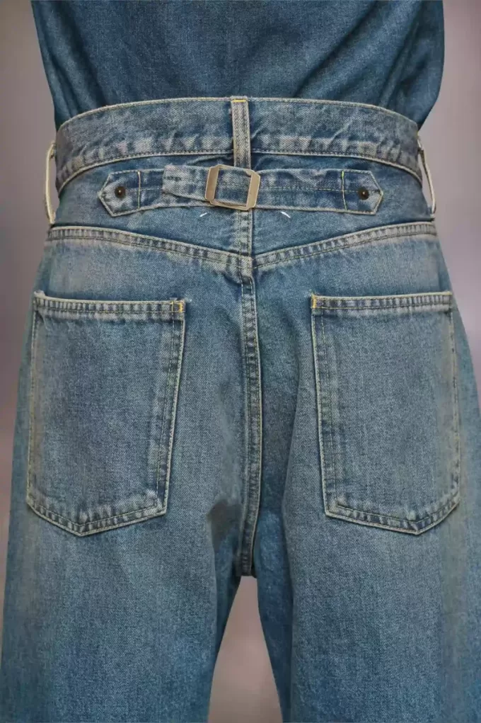 Vaqueros con dobladillo vuelto de Maison Margiela Vaqueros con dobladillo vuelto de Maison Margiela