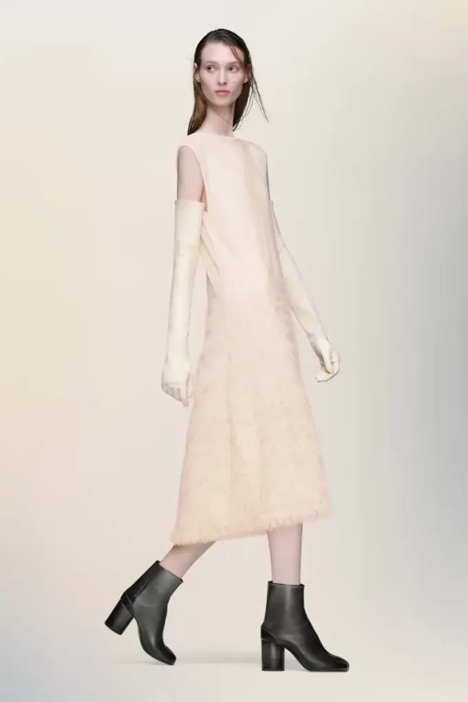 Vestido de punto de seda retrógrado