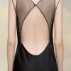 Vestido de satén martillado de Maison Margiela Vestido de satén martillado de Maison Margiela
