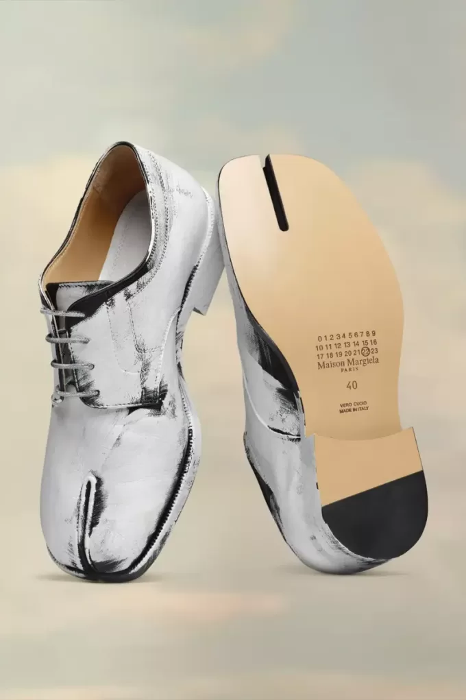 Zapatos brogue Tabi Bianchetto